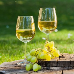 ΛΕΥΚΑ ΚΡΑΣΙΑ